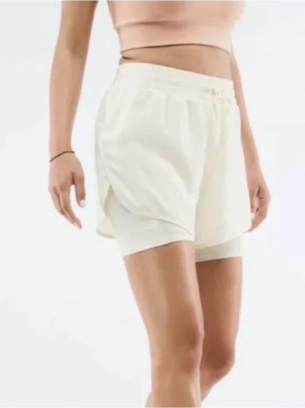 Fabletics Cream Running Shorts Layered Athletic Moisture Wicking Pockets Sz L
